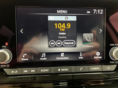 Used 2024 Nissan Pathfinder SV FWD image 58