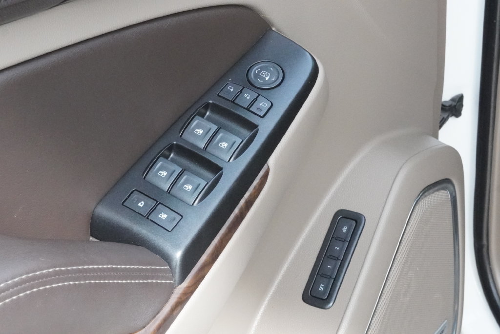 Used 2020 Chevrolet Tahoe LT RWD image 32