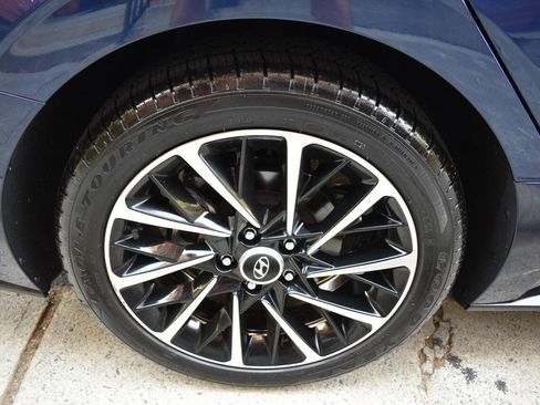 Used 2021 Hyundai Sonata Limited image 41