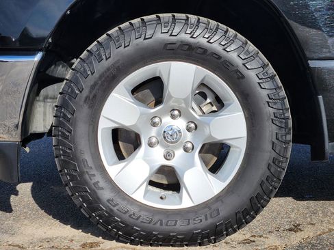 Used 2022 RAM 1500 Big Horn image 10