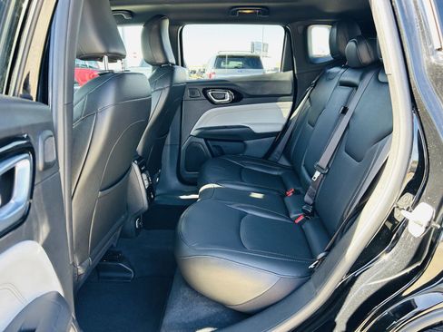 Used 2024 Jeep Compass Limited w/ Elite Group image 31