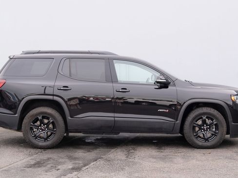 Used 2022 GMC Acadia AT4 image 33