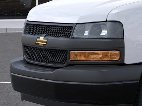 New 2025 Chevrolet Express 3500 Extended w/ Driver Convenience Package RWD image 13