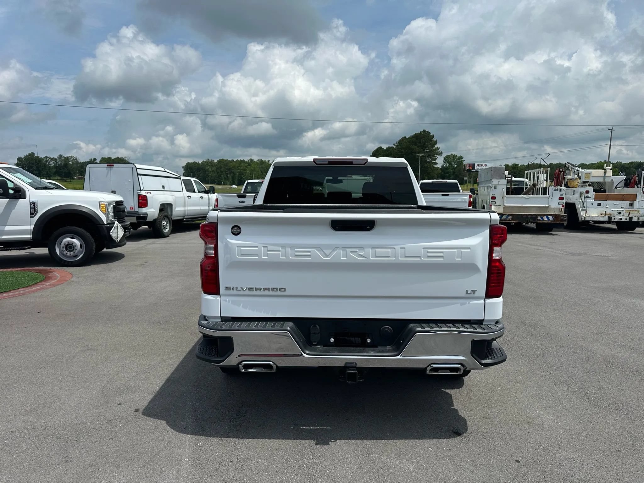 Used 2019 Chevrolet Silverado 1500 LT w/ Z71 Off-Road Package AWD/4WD image 20