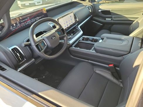 New 2026 Ford Expedition Max Platinum w/ Stealth Appearance Package image 3