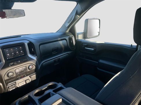 Used 2023 Chevrolet Silverado 2500 Custom w/ Custom Convenience Package image 22