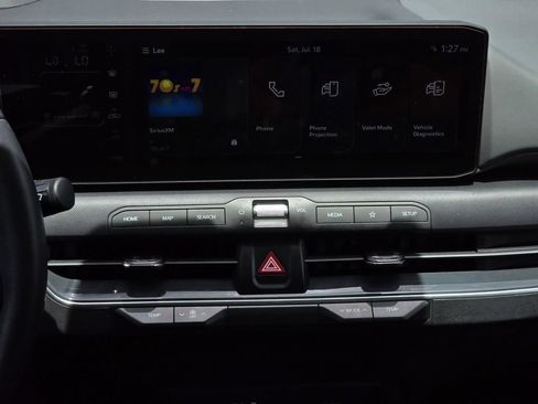 Used 2025 Kia K4 EX FWD image 33