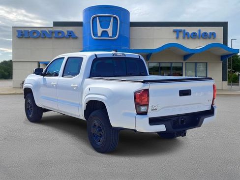 Used 2020 Toyota Tacoma SR AWD/4WD image 3