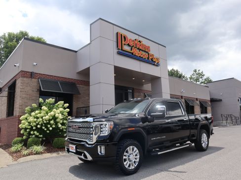 Used 2021 GMC Sierra 2500 Denali w/ Denali Ultimate Package AWD/4WD image 30