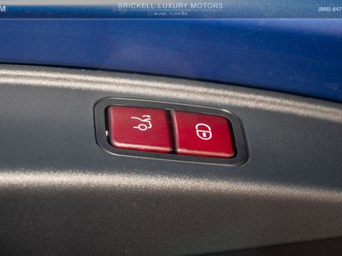 Used 2025 Mercedes-Benz AMG GT 63 image 16