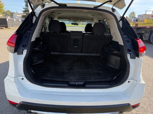 Used 2020 Nissan Rogue SV AWD/4WD image 23