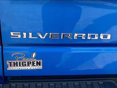 Used 2025 Chevrolet Silverado 1500 RST w/ Z71 Off-Road Package AWD/4WD image 25
