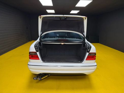 Used 2000 Mercedes-Benz E 55 AMG Sedan image 16