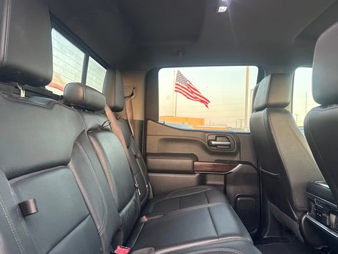 Used 2019 GMC Sierra 1500 SLT RWD image 31