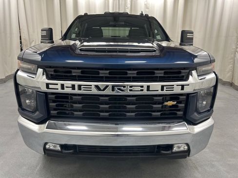 Used 2022 Chevrolet Silverado 2500 LT w/ Convenience Package image 7
