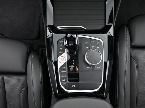 Used 2025 BMW X4 xDrive30i w/ Premium Package image 14