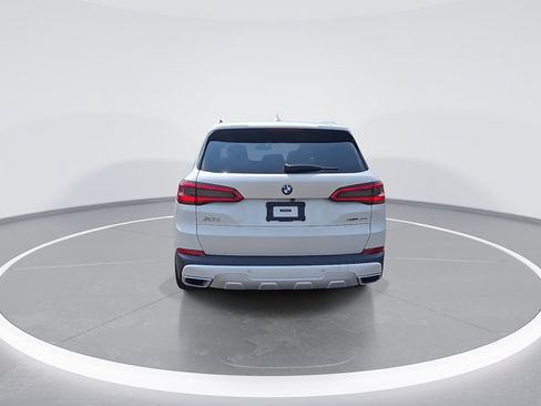 Used 2019 BMW X5 xDrive40i w/ Premium Package 2 AWD/4WD image 8