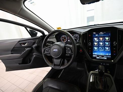 Certified 2024 Subaru Crosstrek 2.5i Limited w/ Crosstrek Mirror Package image 24