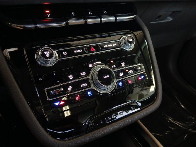 Used 2021 Lincoln Corsair Reserve w/ Equipment Group 201A FWD image 8