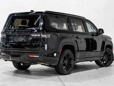 Used 2022 Jeep Grand Wagoneer Series II image 6