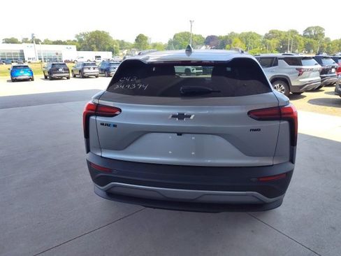 New 2025 Chevrolet Blazer EV LT image 9