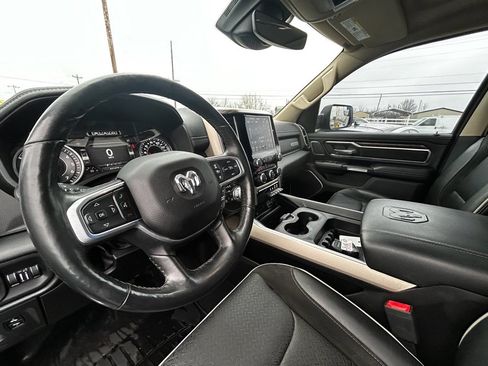 Used 2019 RAM 1500 Laramie image 12