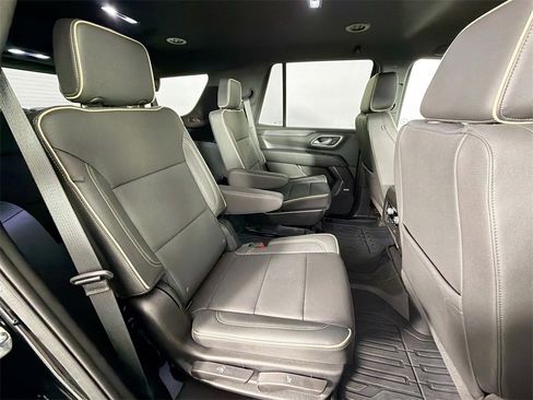 Used 2024 GMC Yukon SLT image 27