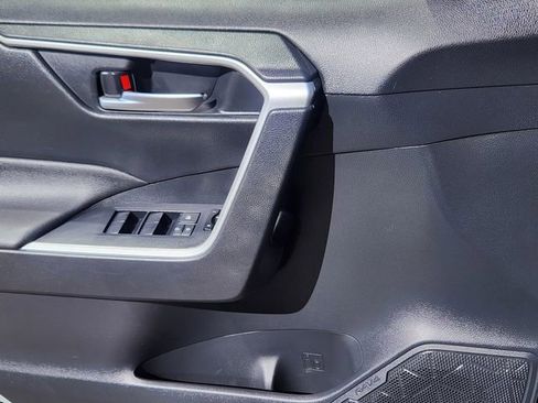 Used 2019 Toyota RAV4 XLE image 11