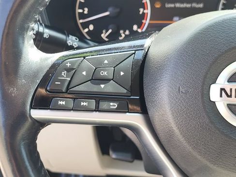 Used 2019 Nissan Altima 2.5 Platinum FWD image 13