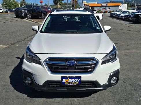 Used 2018 Subaru Outback 2.5i Limited AWD/4WD image 2