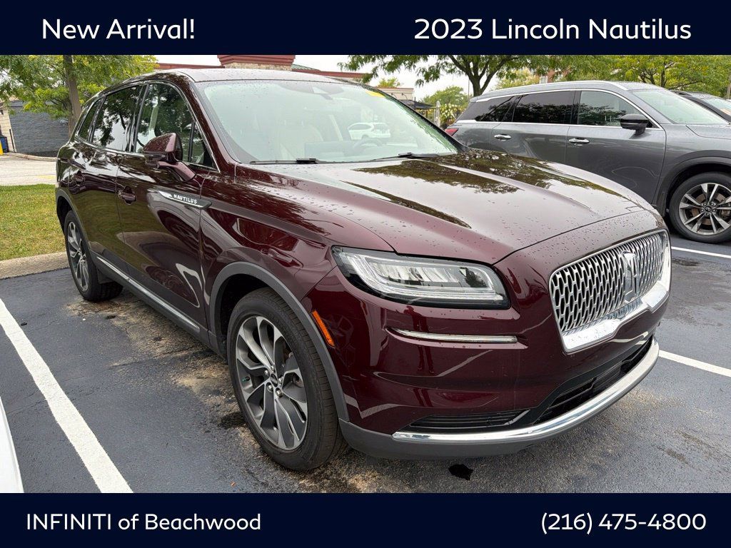 Used 2023 Lincoln Nautilus Reserve AWD/4WD image 1