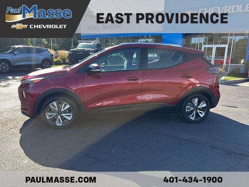 Certified 2023 Chevrolet Bolt EUV LT w/ Convenience Package FWD image 1