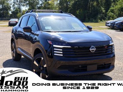 New 2026 Nissan Kicks SR w/ Cold Weather Package