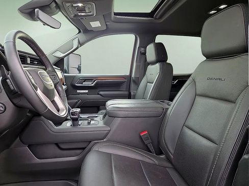 Used 2024 GMC Sierra 1500 Denali w/ Denali Reserve Package AWD/4WD image 16