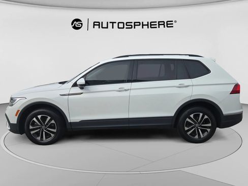 Used 2022 Volkswagen Tiguan S FWD image 4