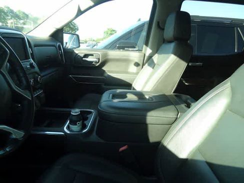 Used 2020 Chevrolet Silverado 1500 RST AWD/4WD image 8