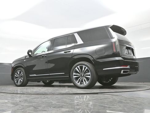 New 2025 Cadillac Escalade Premium Luxury w/ Touring Package image 32
