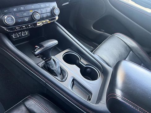 Used 2024 Dodge Durango GT AWD/4WD image 28