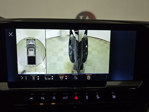 Used 2025 Chevrolet Silverado 1500 RST image 21