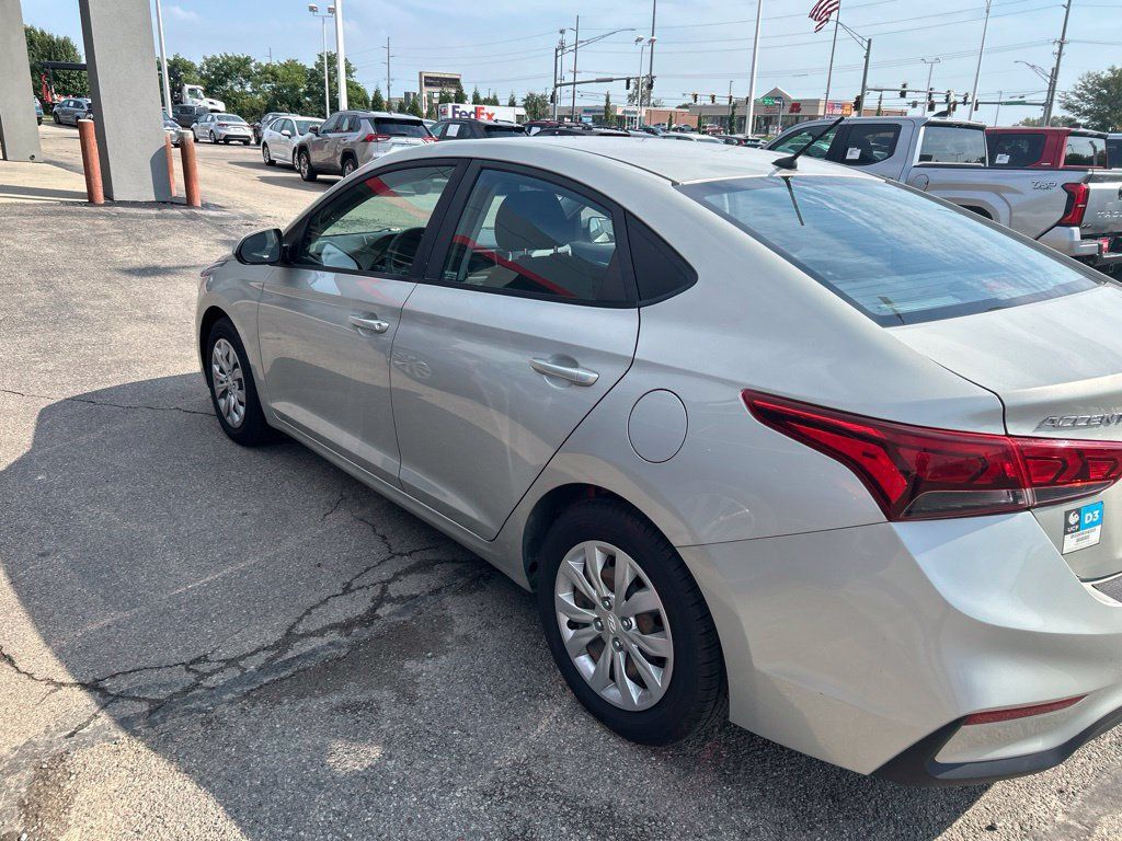 Used 2019 Hyundai Accent SE FWD image 4