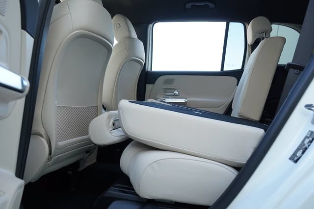 Used 2025 Mercedes-Benz GLB 250 image 29