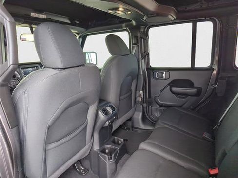 Used 2021 Jeep Wrangler Unlimited Sport image 18