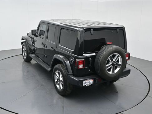 Used 2020 Jeep Wrangler Unlimited Sahara image 59