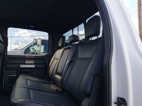 Used 2022 Ford F250 Lariat w/ Lariat Ultimate Package image 12