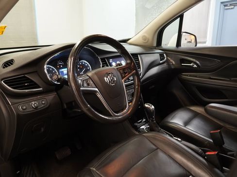 Used 2019 Buick Encore Essence AWD/4WD image 7