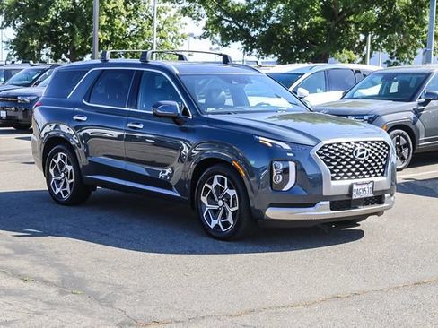 Used 2022 Hyundai Palisade Calligraphy w/ Winter Package FWD image 6