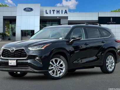 Used 2020 Toyota Highlander Limited