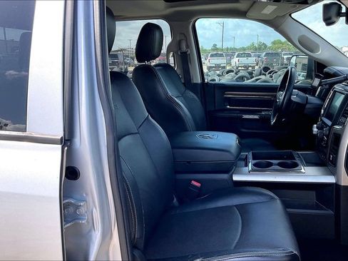 Used 2014 RAM 1500 Laramie w/ Convenience Group AWD/4WD image 30