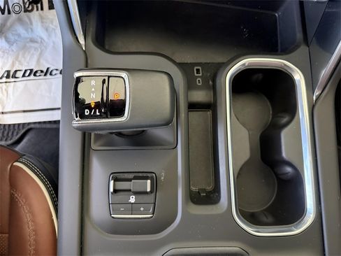 Used 2025 GMC Sierra 1500 Denali Ultimate image 35