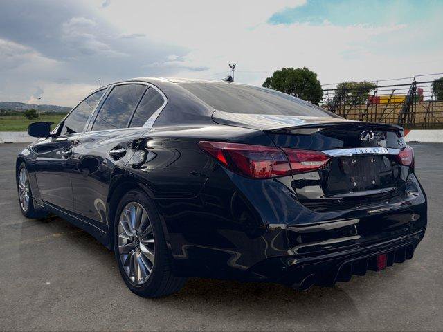 Used 2019 INFINITI Q50 Luxe w/ Essential Package (3.0T Luxe) RWD image 4